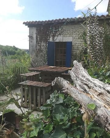 Appartement au bout du chemin à Bouteilles-Saint-Sébastien Extérieur photo